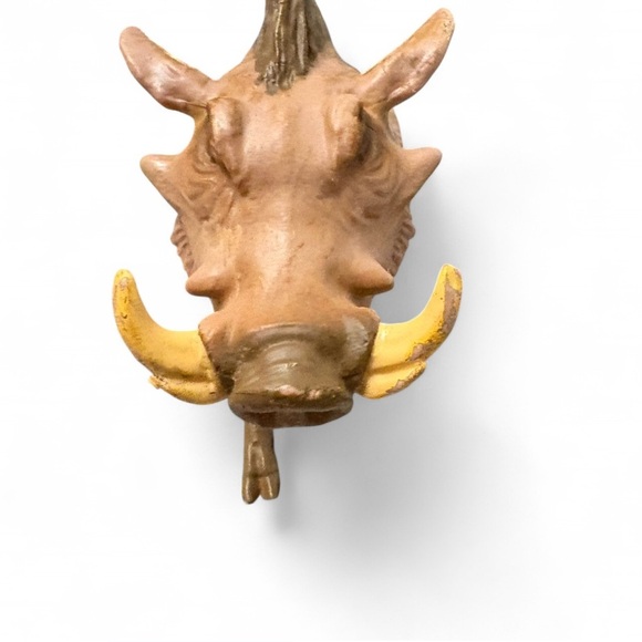 2019 Lanard Jumanji Wild Kingdom Collection 6" Warthog Boar Pig Animal Figure - Picture 7 of 7